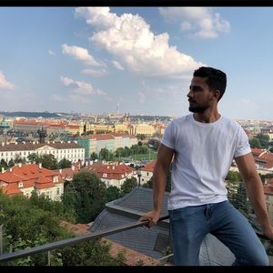Meet your Posher, Daniel